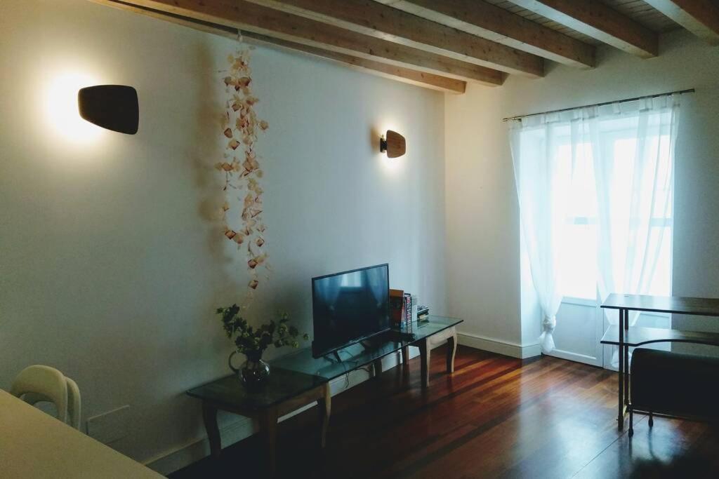 דירות Tu Hogar En El Camino. Burgos Centro. Vut. Wifi מראה חיצוני תמונה