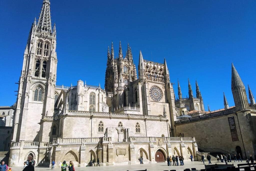 דירות Tu Hogar En El Camino. Burgos Centro. Vut. Wifi מראה חיצוני תמונה